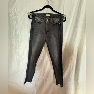 Good American “good leg” Jean